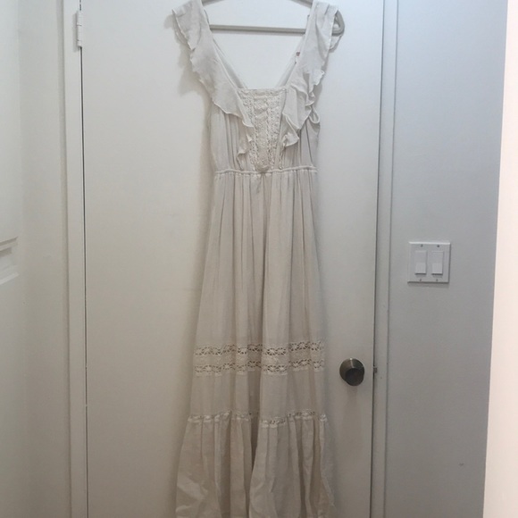 Cream peasant maxi dress - Picture 1 of 2